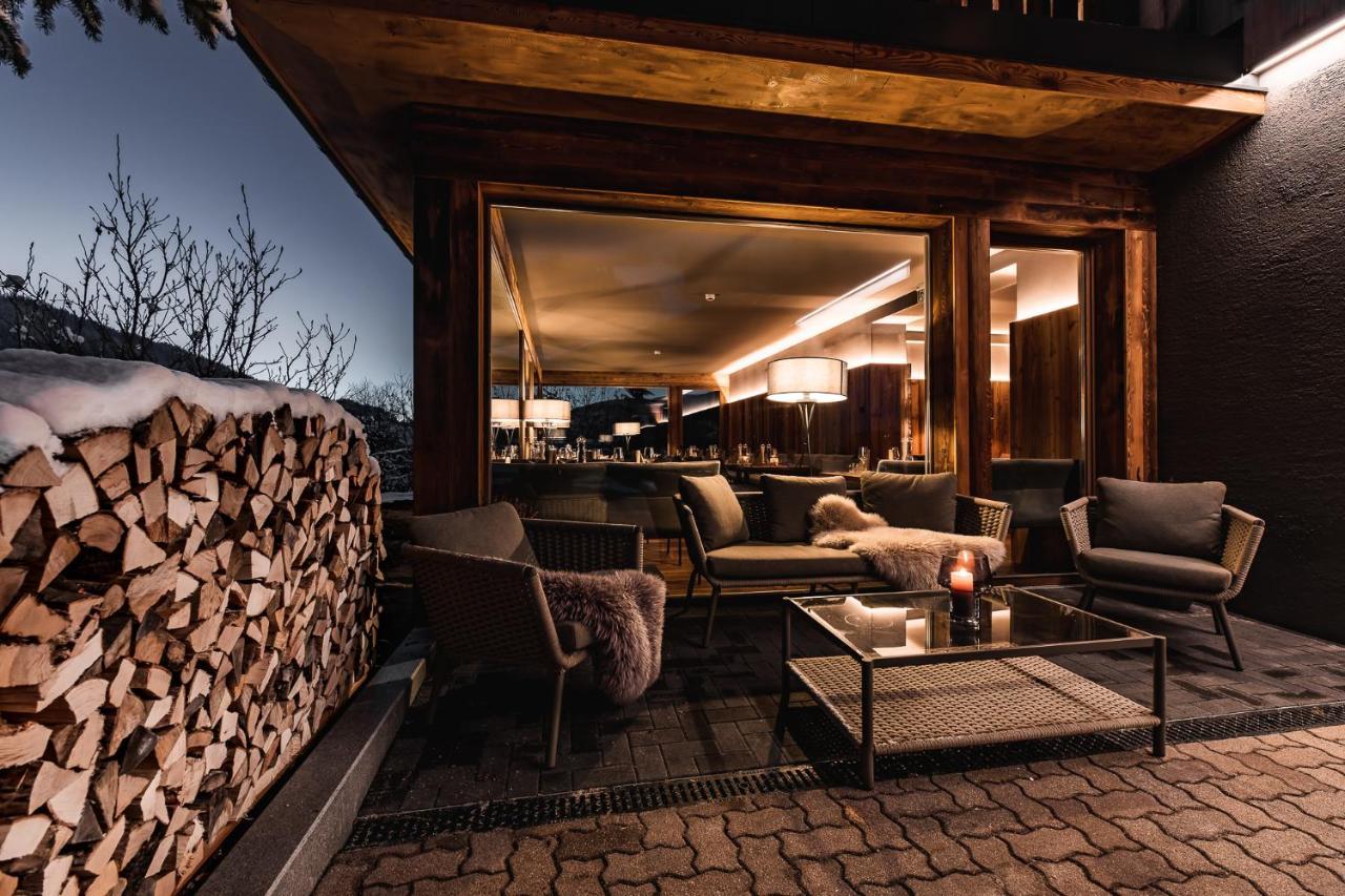 Almmonte Sensum Suites Boutique Hotel วาไกรน์ ภายนอก รูปภาพ