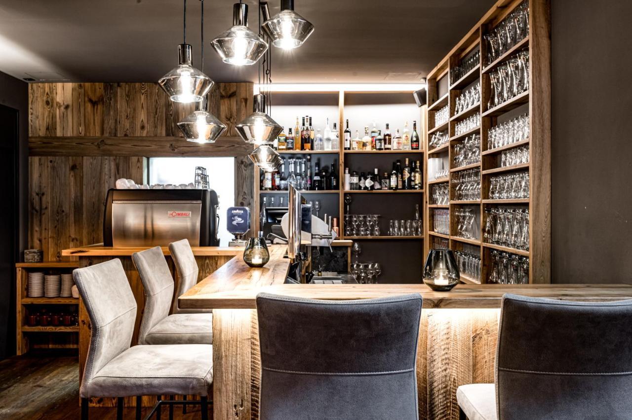 Almmonte Sensum Suites Boutique Hotel วาไกรน์ ภายนอก รูปภาพ