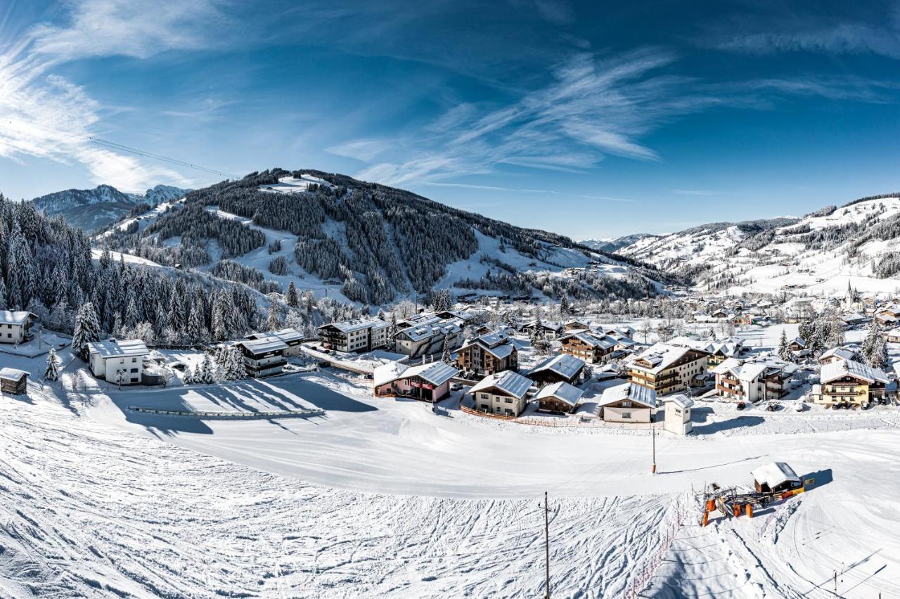 Almmonte Sensum Suites Boutique Hotel วาไกรน์ ภายนอก รูปภาพ