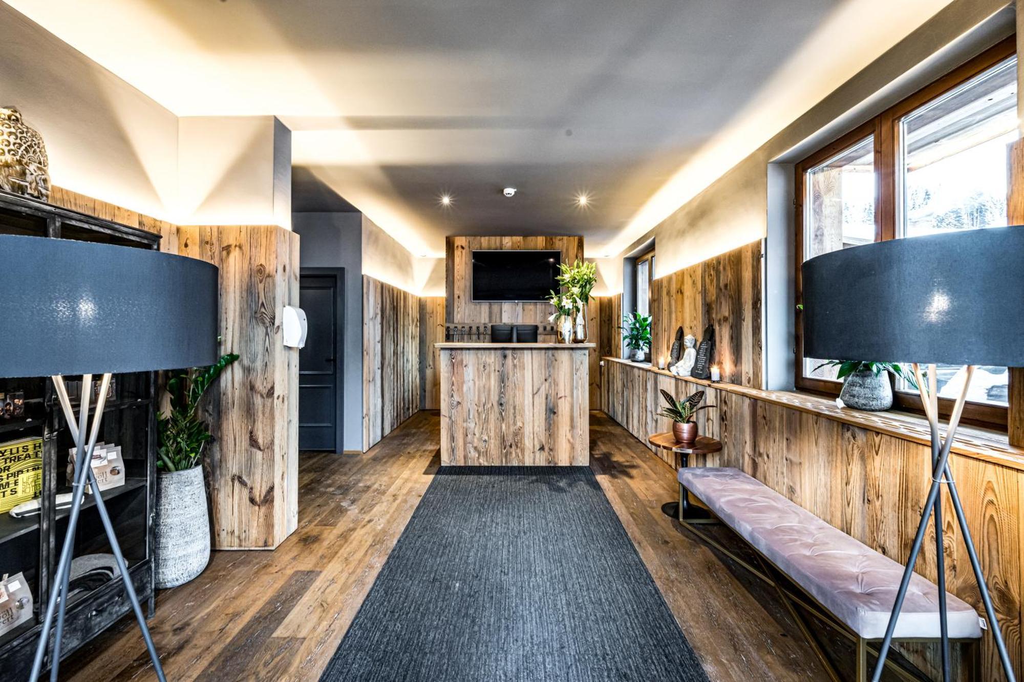 Almmonte Sensum Suites Boutique Hotel วาไกรน์ ภายนอก รูปภาพ